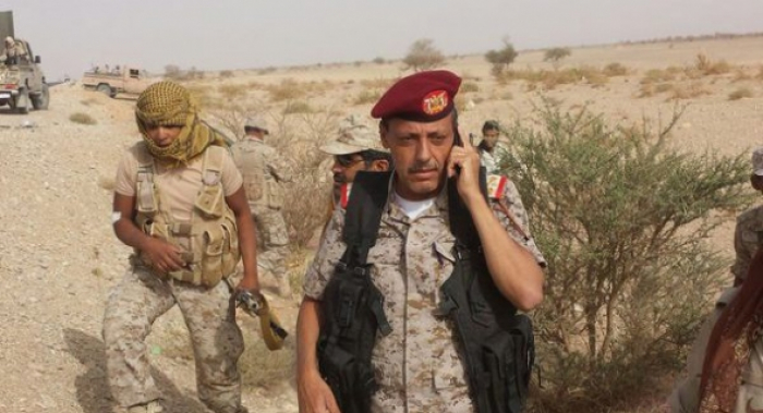 قائد كبير في الجيش اليمني يقدم 10 مليون ريال لشخص حوثي .. والسبب ؟!