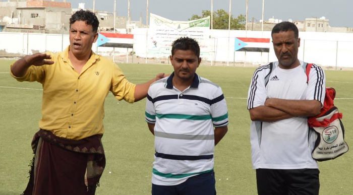 وزير الدفاع يعود مديرا للكرة في نادي وحدة عدن