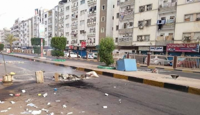 عاجل : حسين بن عرب وشلال يتفقان على حماية المتظاهرين في عدن برعاية سعودية