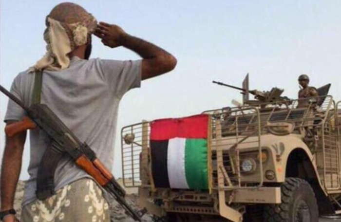 كاتب يمني: الإمارات تكثف تسليح كتائب «أبو العباس» السلفية في تعز لهذا الغرض