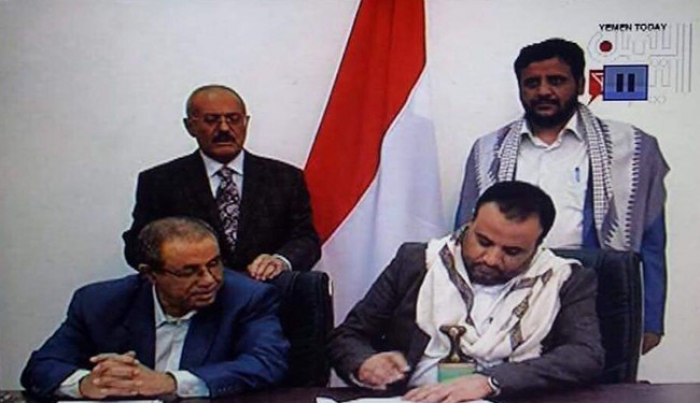 "أحمد علي" .. يفجر خلافا جديدا بين الحوثيين والمؤتمر ومقربو المخلوع يقودون جبهة المواجهة(تفاصيل )