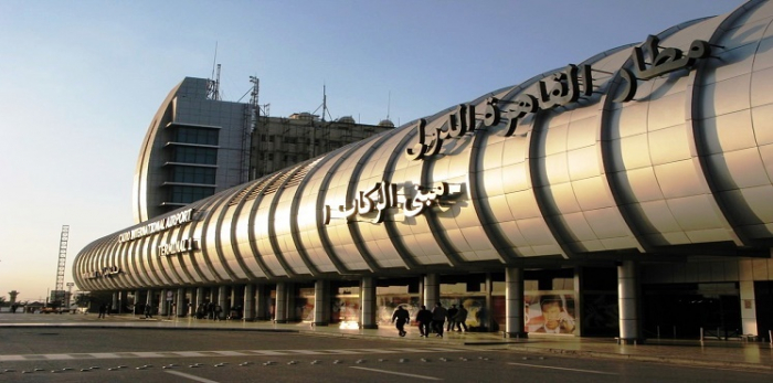 مطار القاهرة يعلن حالة الطوارئ لمواجهة “كوليرا” اليمن