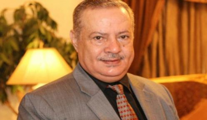 بعد شكاوى رفعها مواطنون، المفلحي يُوجِّه بتسيير عدد من صهاريج مياه الشرب، وصهاريج شفط مياه الصرف الصحي