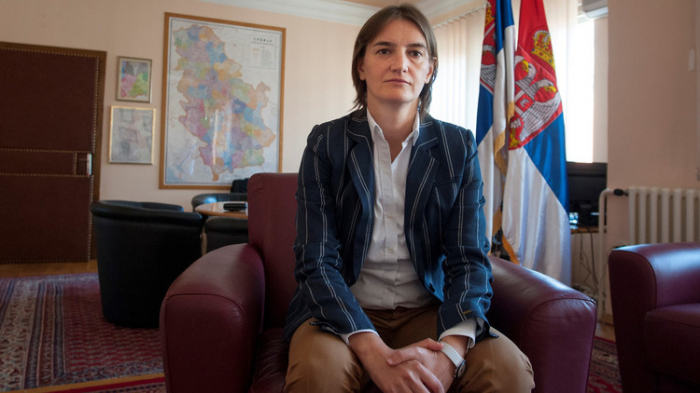 رئيسة الحكومة الصربية الجديدة "مثلية"!