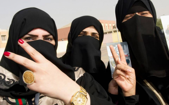 مفاجاة صادمة : هذه الشيخة اماراتية متهمة بالاتجار بالبشر