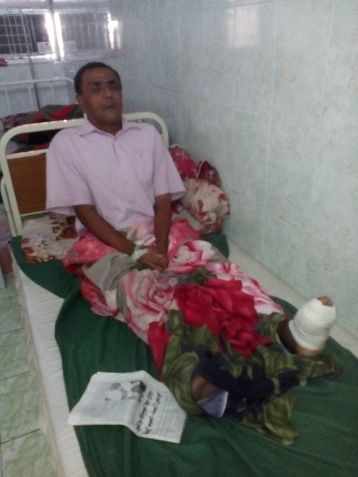 الكابتن محمود عبيد يطمئن الرياضيين على صحة الكابتن جمال محسن .. صورة