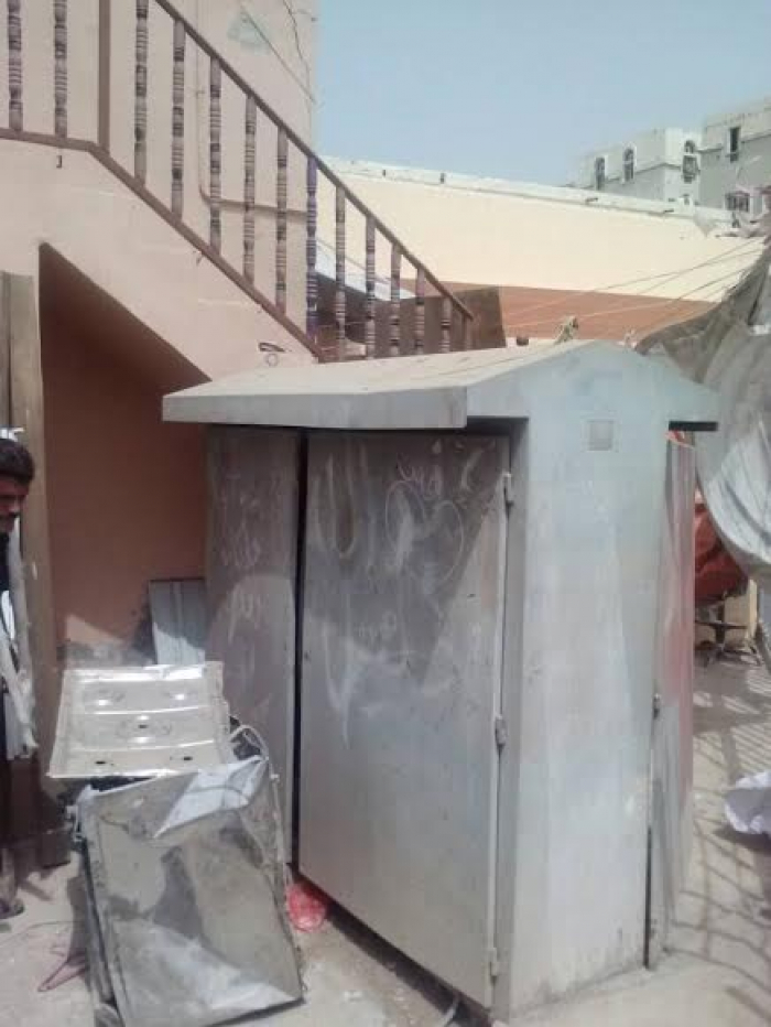 بالصور : عمل تخريبي يطال اقدم ملاعب كرة القدم في الجزيرة والخليج العربي "الحبيشي بعدن"