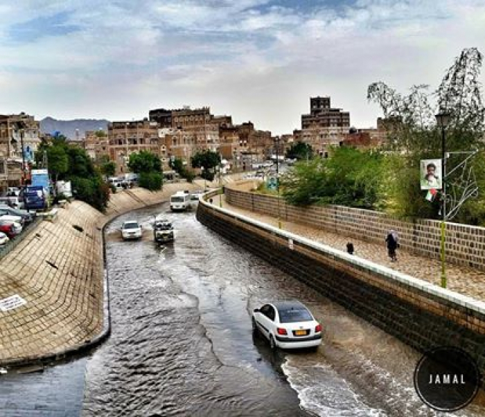 هكذا ظهرت العاصمةاليمنية  صنعاء قبل ساعات من الان في منظر ساحر للعقول (شاهد 5 صور)