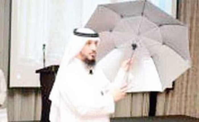 مهندس سعودي يخترع مظلة مكيفة للحجاج تستطيع العمل لمدة 8 ساعات متواصلة