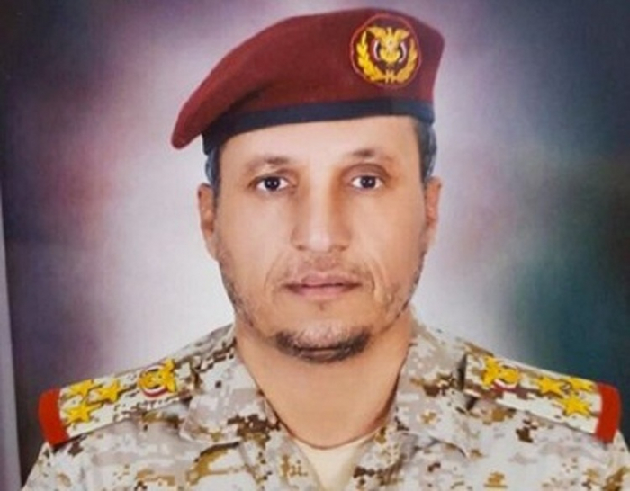 هادي يصدر قرار تعيين جديد في قيادة الجيش الوطني
