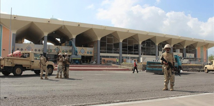 توقعات : طائرة المرتبات هبطت واقلعت من مطار عدن امس الجمعة