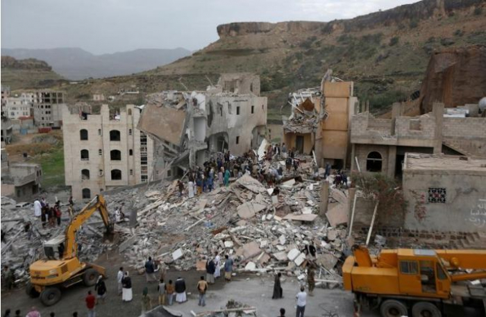 غارة جوية في اليمن تقتل 12 على الأقل بينهم ستة أطفال