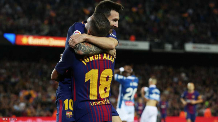 "هاتريك" ميسي يعزز الصدارة لبرشلونة والملكي يتعثر