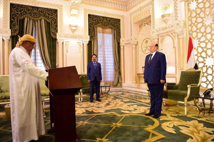 أعضاء "الشورى" يؤدون اليمين الدستورية أمام رئيس الجمهورية