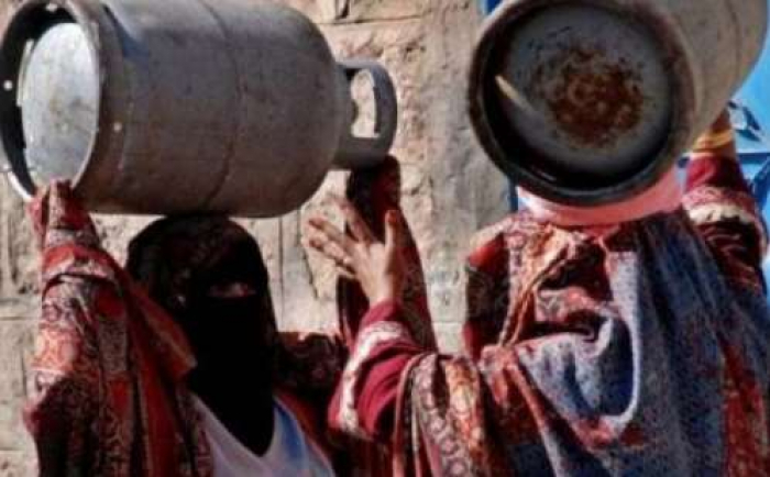 الغاز المنزلي يفضح فساد حكومة الحوثي وصالح