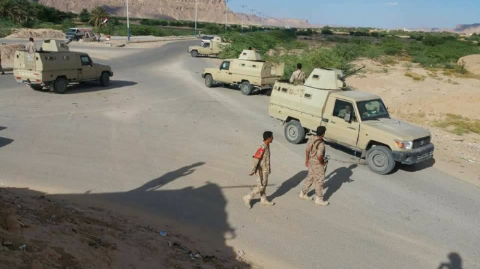 قوات الجيش تطلق حملة عسكرية ضخمة لتعقب القاعدة بوادي حضرموت وسقوط قتلى  .. صور