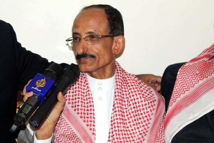 الانقلابي " صالح " يوجه بالافراج عن الصحفي الجبحي