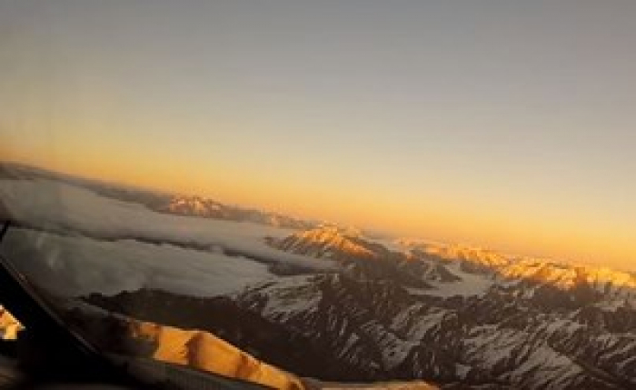 بالفيديو..  شاهد هذا المشهد الذي يراه الطيار ولا يراه الراكب في نيوزيلندا