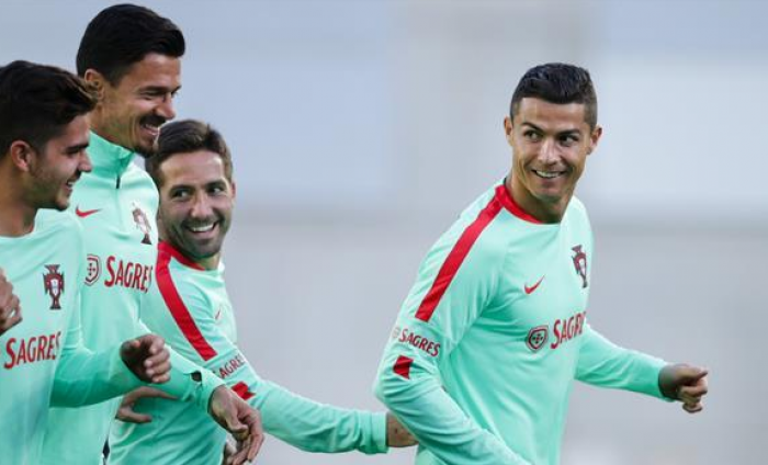 غموض موقف كريستيانو رونالدو من مباراة البرتغال وأندورا