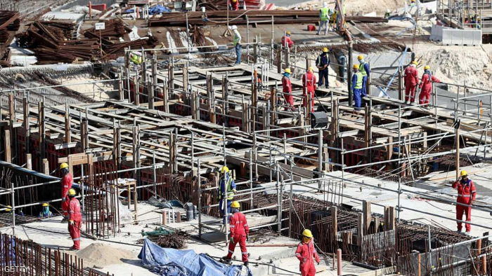 قطر في مرمى الفيفا.. تحذير بشأن العمالة