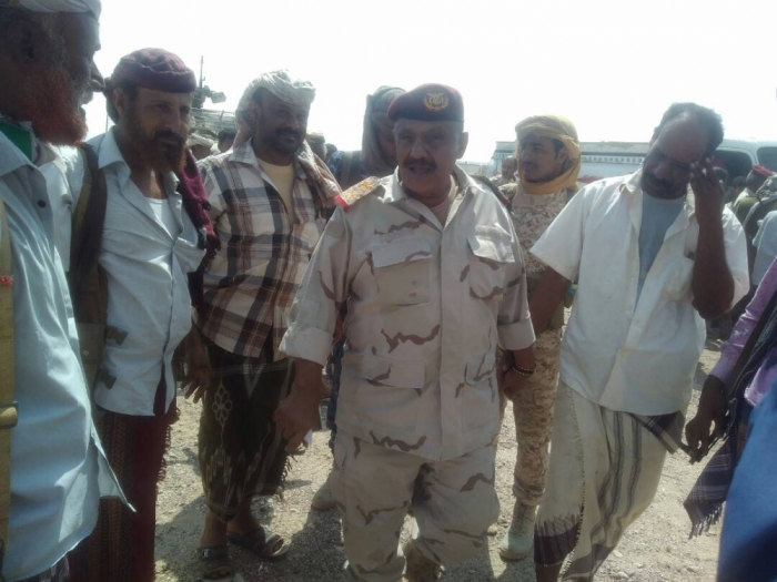 اللواء الاقوى في الجيش الوطني "فضل حسن" من خط النار في طور الباحة : محاولات تقدم الحوثيين فاشلة