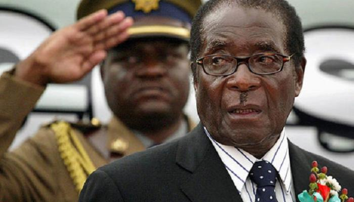زيمبابوي.. 5 عناصر رئيسية حركت الأزمة للاطاحة بـروبرت موجابي أكبر رؤساء المعمورة سنا
