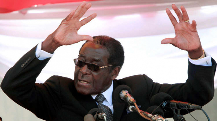 الحزب الحاكم في زيمبابوي يدعو موغابي رسميا للاستقالة من منصب رئيس البلاد