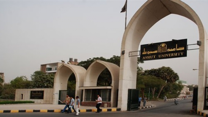بشرى للمقيمين اليمنيين.. "جامعة مصرية" تعلن تخفيضات بالرسوم الدارسية للوافدين