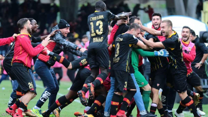 "أسوأ نادي بتاريخ إيطاليا" يفك العقدة أمام ميلان