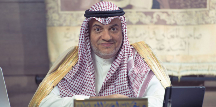 الملك سلمان يعفي المستشار غسان السليمان بسبب عرض أزياء نسائي