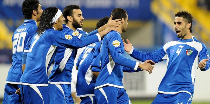 أنباء عن رفع “الفيفا” الإيقاف عن كرة القدم الكويتية