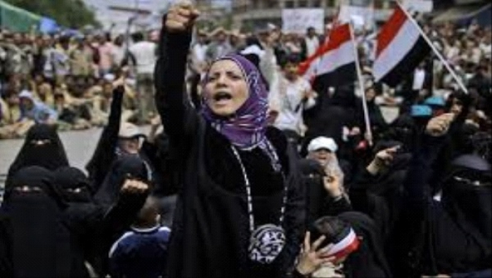 شاهد بالفيديو : نساء #صنعاء يواصلن الإنتفاضة : #لا_حوثي_بعد_اليوم