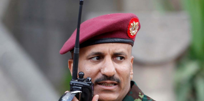 صحيفة دولية تكشف سر هلع الحوثيين من بقاء “طارق صالح” على قيد الحياة!