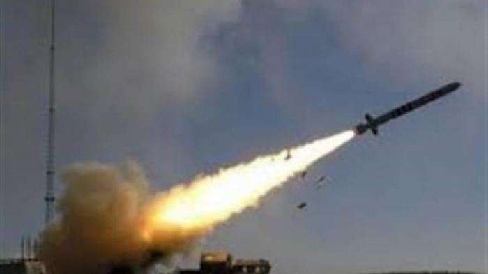 أول تعليق اماراتي على اطلاق الحوثيين صاروخ باليستي على قصر اليمامة بالرياض