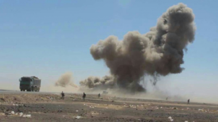 بالصور.. غارات تستهدف حوثيين قبل توجههم للقتال