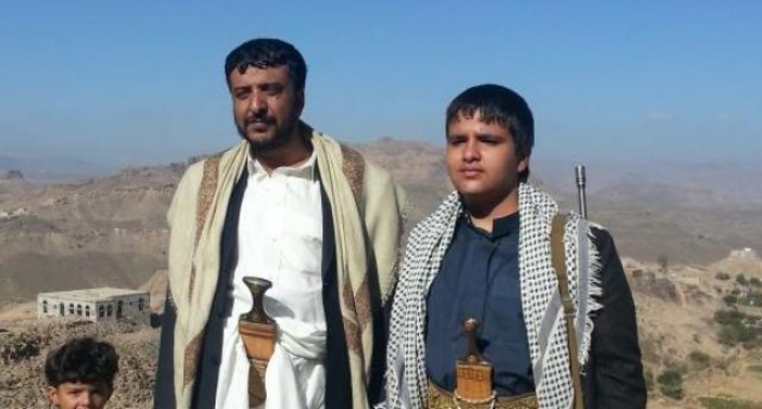 الحوثيون يقتحمون منزل اللواء فضل القوسي في ذمار ويختطفون شقيقه إلى جهة مجهولة