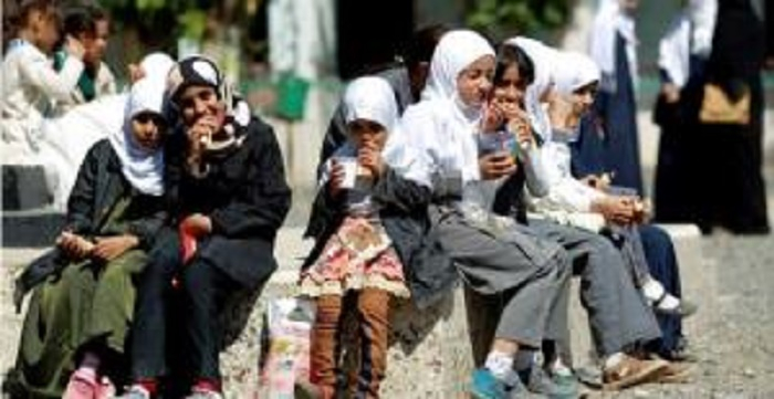 سيدة يمنية : ختنوني فسمموا حياتي.. وحديث العفة هراء!