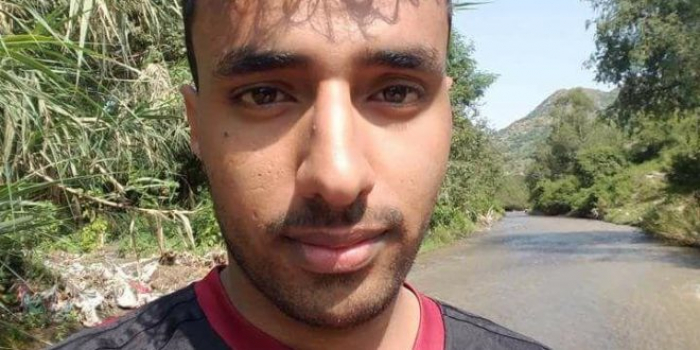مقتل شاب على يد ميليشيا الحوثي بسبب إطالة والده لخطبة الجمعة..صورة