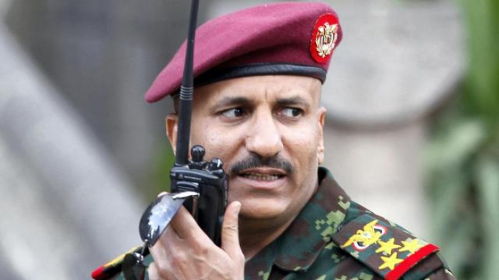 بعد عجزها عن القبض عليه.... المليشيات تقوم بأول إجراء عملي خطير ضد طارق محمد عبدالله صالح
