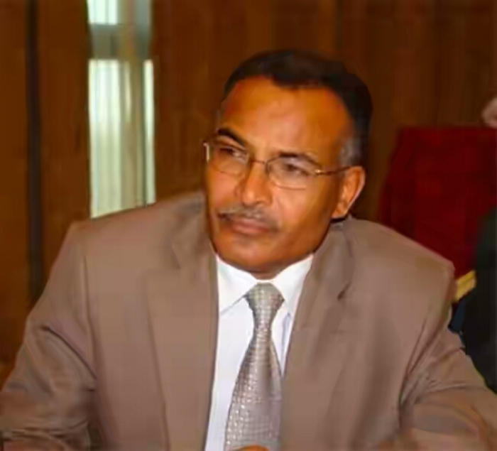مليشيا الحوثي تفرج عن السكرتير الصحفي لـلمخلوع "صالح"