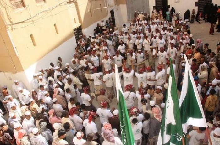 مدينة سيئون تشهد موكب يوم تكريم العلم و العلماء
