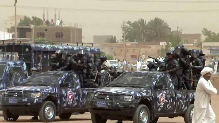 السودان.. تعليق للدراسة بعد مقتل طالب بتظاهرات الخبز