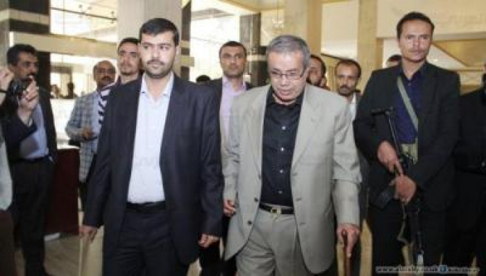 من هو ابوراس الذي خان عفاش من اجل يخلفه في رئاسة المؤتر ؟!