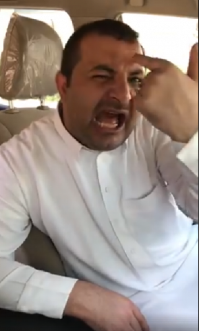 شاهد الممثل الحاوري ينقل رسالة صالح الى طارق: الحوثيين قتلوني.. حارق خارق يا طارق (فيديو)