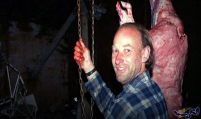 سفاح كندي يقتل 49 امرأة ويطحن رفاتهم كلحم مفروم في "قصر الخنازير"