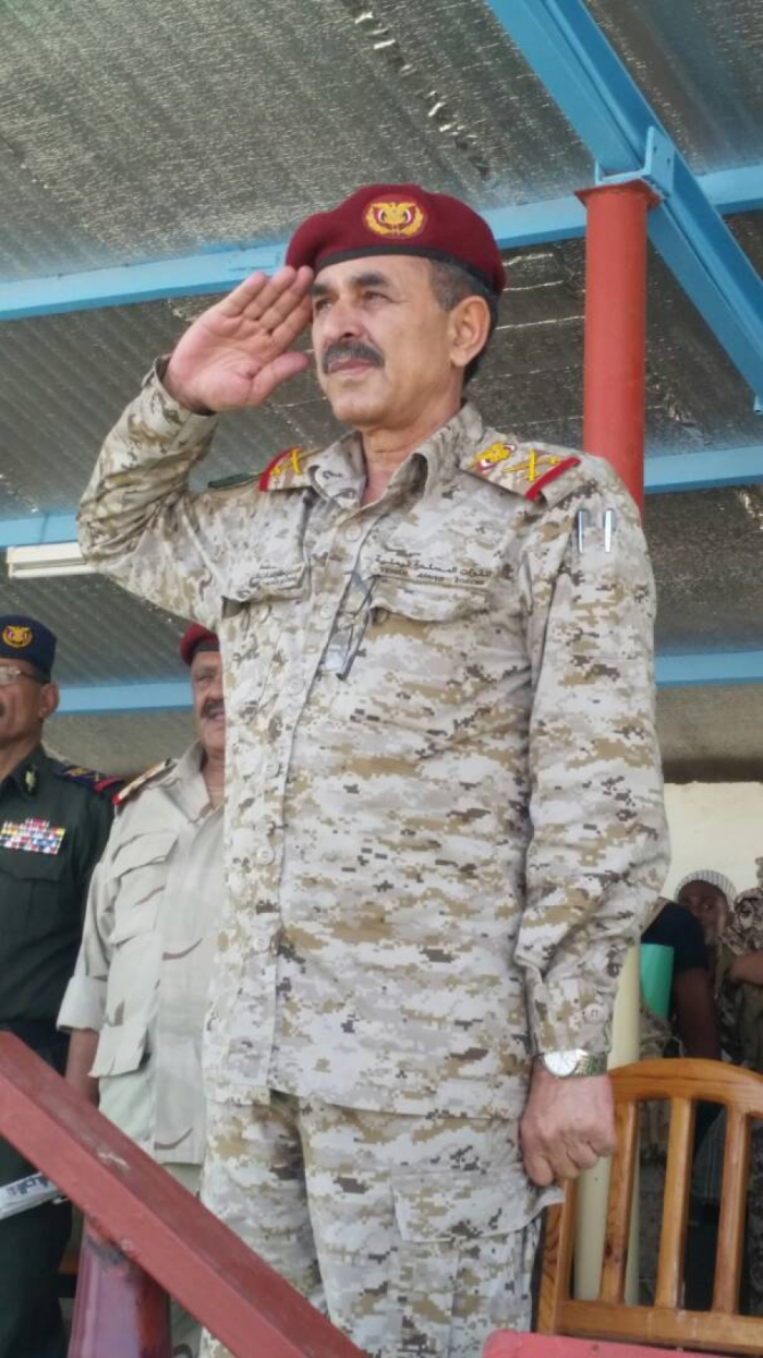 القائد العسكري الميداني الاول للشرعية  في الجنوب يعود الى عدن