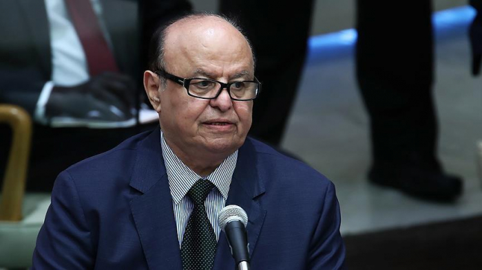 مصادر : الرئيس هادي يرفض ضغوط  قوية لاقالة وزير الداخلية (الميسري)  رغم تدخل علي محسن الاحمر
