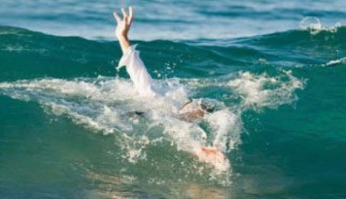 الضالع: مواطن أراد إنقاذ ابنه من الغرق فغرق جواره وتوفيا معاً (صور)