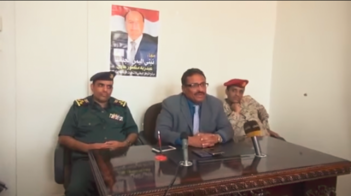 وزير النقل يتهم محافظ شبوة ( الحارثي) بالفساد ودعم الحوثيين