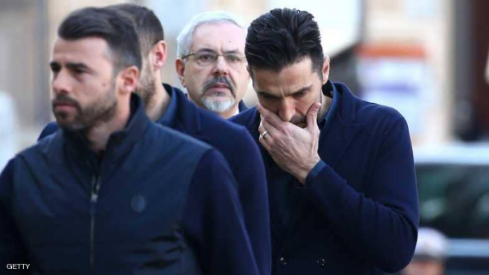 بالصور.. جنازة "مهيبة" لفقيد الكرة الإيطالية